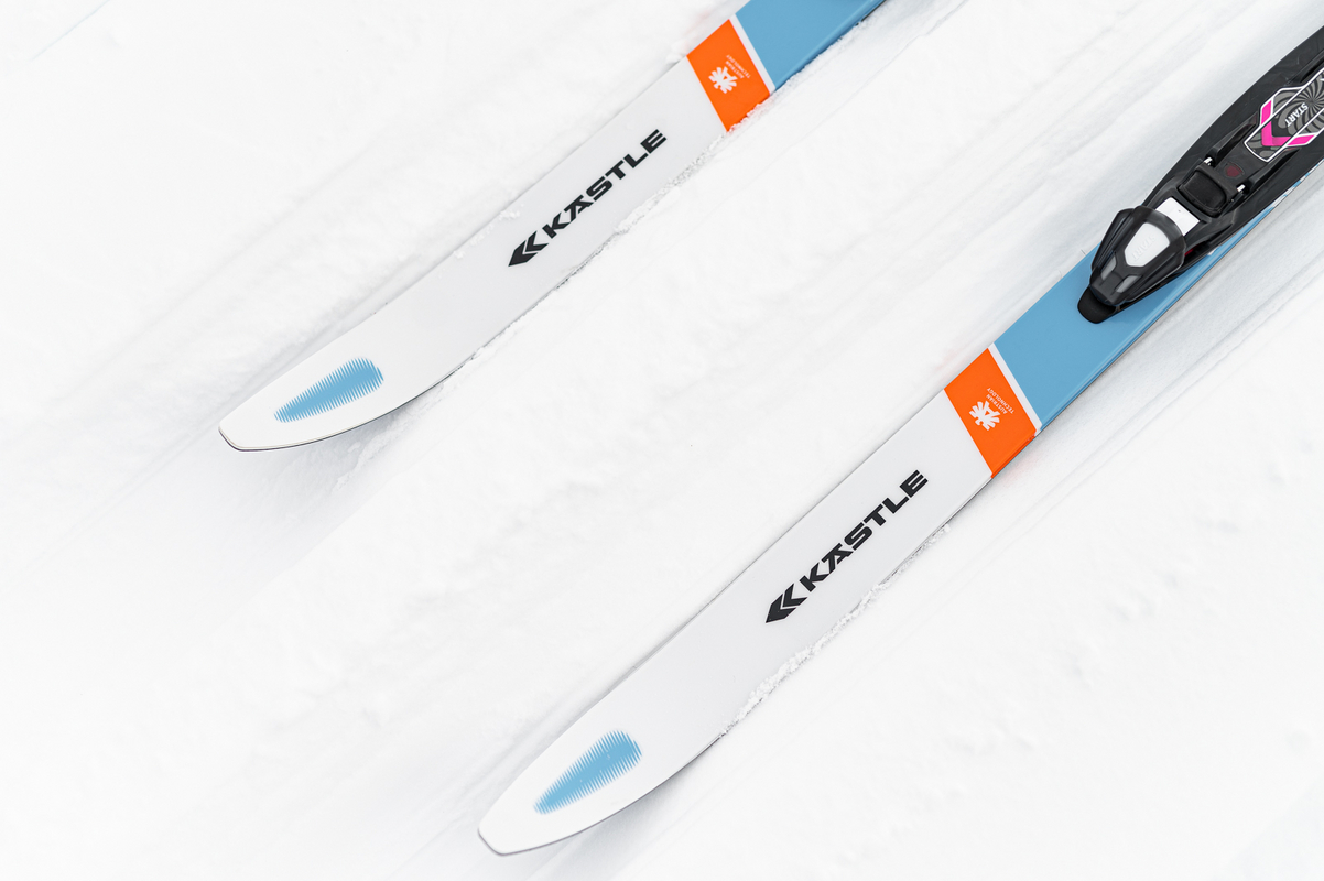 Běžecké lyže Kästle XA10 Jr. Crown + Tourig Auto 2021/2022 140cm